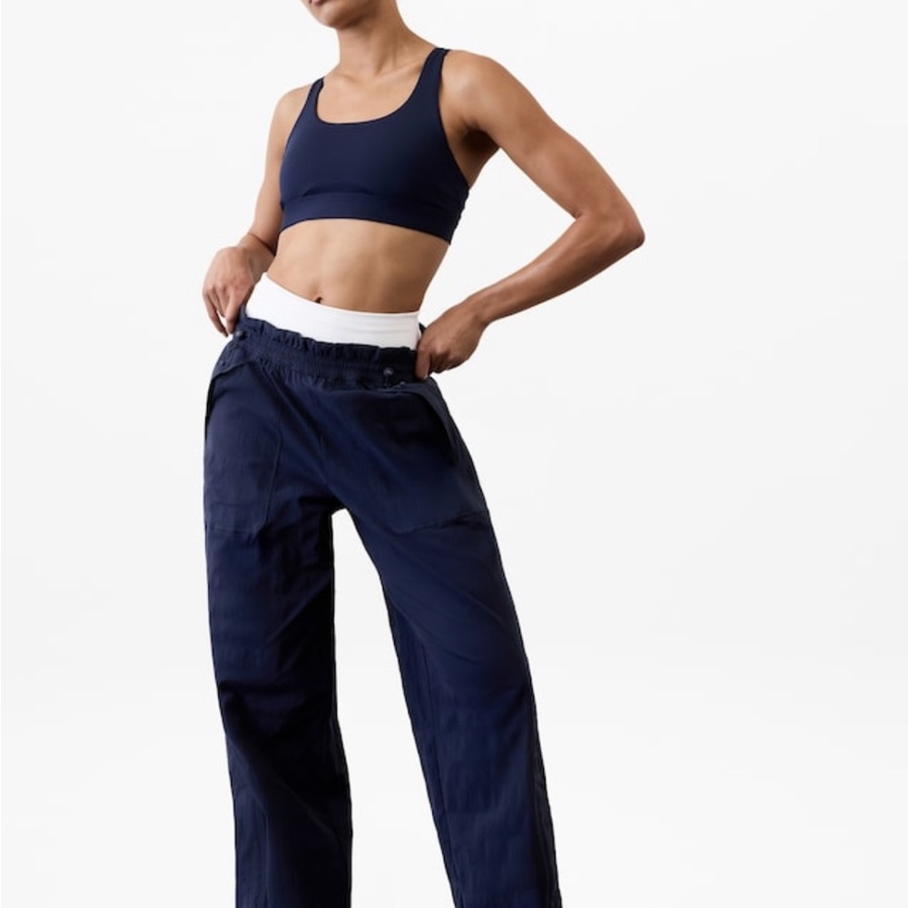 NWT Athleta Trekkie parachute pant